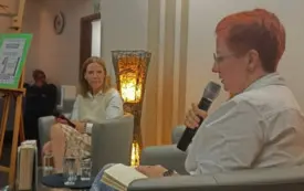 Spotkanie autorksie z Karin Lednicką, autorką książki "Krzywy kości&oacute;ł"