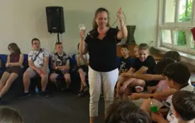 MEDYCZNY LEVEL UP - WARSZTATY Z PIELĘGNIARKAMI. CAŁA POLSKA CZYTA DZIECIOM