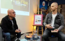 JACEK HOŁUB. SPOTKANIE AUTORSKIE. PROJEKT "LUSTRO I OKNO Z REPORTAŻEM W WODZISŁAW ŚLĄSKI"
