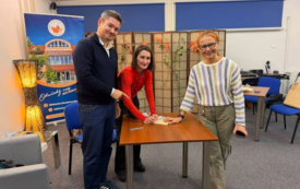 WĘDROWNE MOTYLE. ANNA I MARCIN NOWAKOWIE. POWR&Oacute;T DO DOMU - WODZISŁAW ŚLĄSKI. PROJEKT "STACJA WODZISŁAW ŚLĄSKI, KIERUNEK ŚWIAT!"
