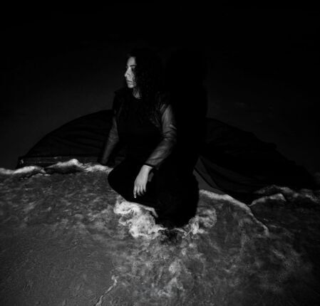 AFTAB AROOJ - Night Reign. Okładka płyty