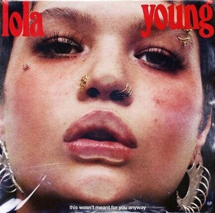 YOUNG LOLA -This Wasn't Meant For You Anyway. Okładka płyty