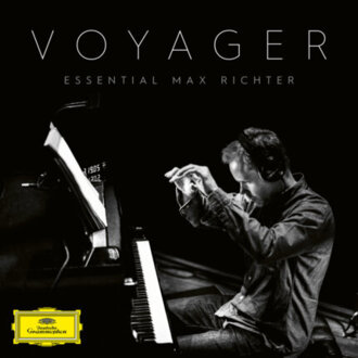 RICHTER MAX - Voyager Essential. Okładka płyty