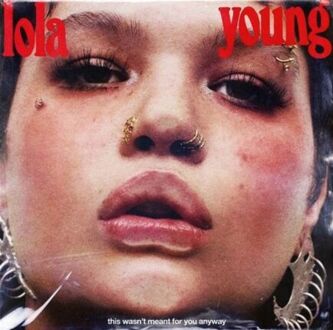 YOUNG LOLA -This Wasn't Meant For You Anyway. Okładka płyty