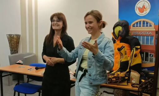 MIŁKA RAULIN - GRENLANDIA. PROJEKT 'STACJA WODZISŁAW ŚLASKI, KIERUNEK ŚWIAT!'
